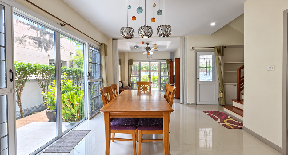 Haus zum Kauf mit 3 Zimmer in Bang Yai, Nonthaburi