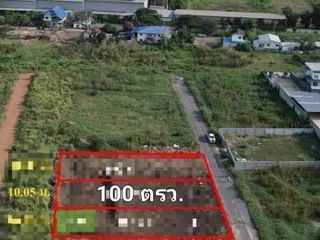 Terreno en venta en Sai Noi, Nonthaburi