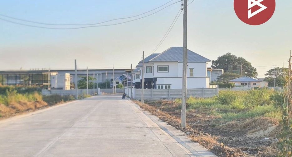 Terreno en venta en Sai Noi, Nonthaburi