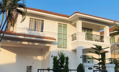 For rent 3 bedrooms house in Saphan Sung, Bangkok