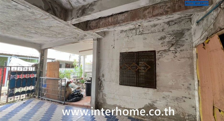 For sale 2 bedrooms townhouse in Chom Thong, Bangkok