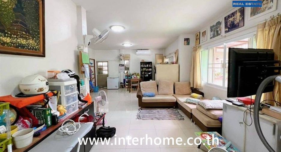 For sale 4 bedrooms house in Don Mueang, Bangkok