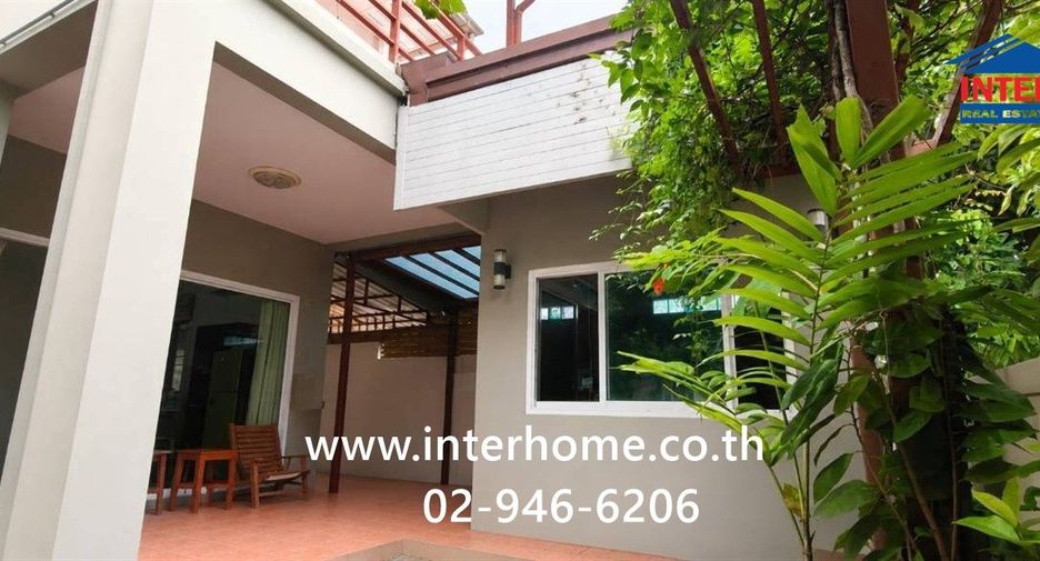 For sale 4 bedrooms house in Don Mueang, Bangkok