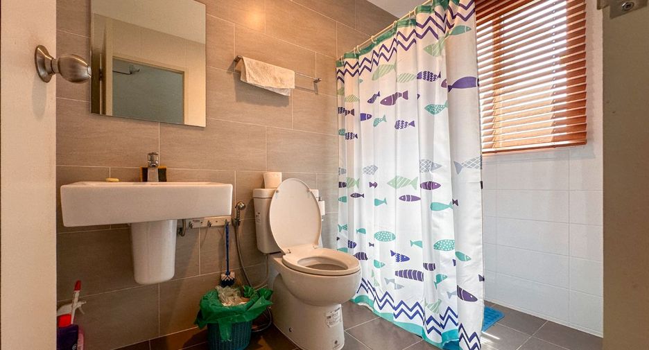 For sale 3 bedrooms house in Mueang Nonthaburi, Nonthaburi