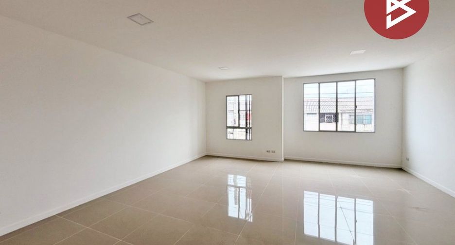 Gewerbefläche zum Kauf mit 1 Zimmer in Mueang Samut Prakan, Samut Prakan