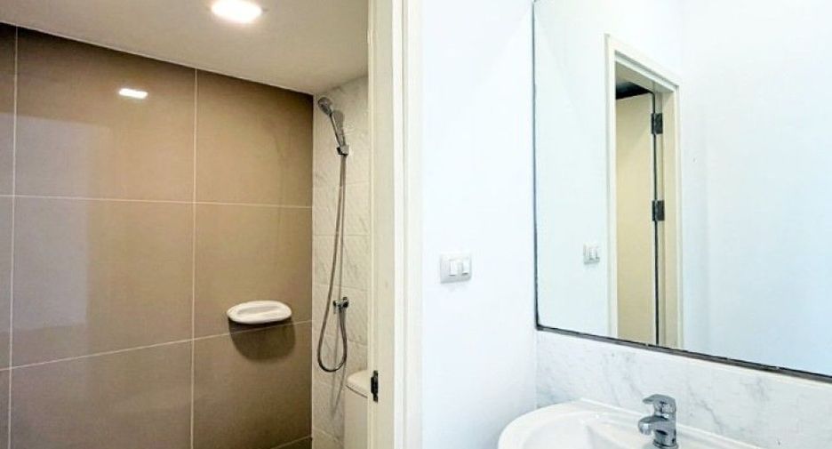 Gewerbefläche zum Kauf mit 1 Zimmer in Mueang Samut Prakan, Samut Prakan