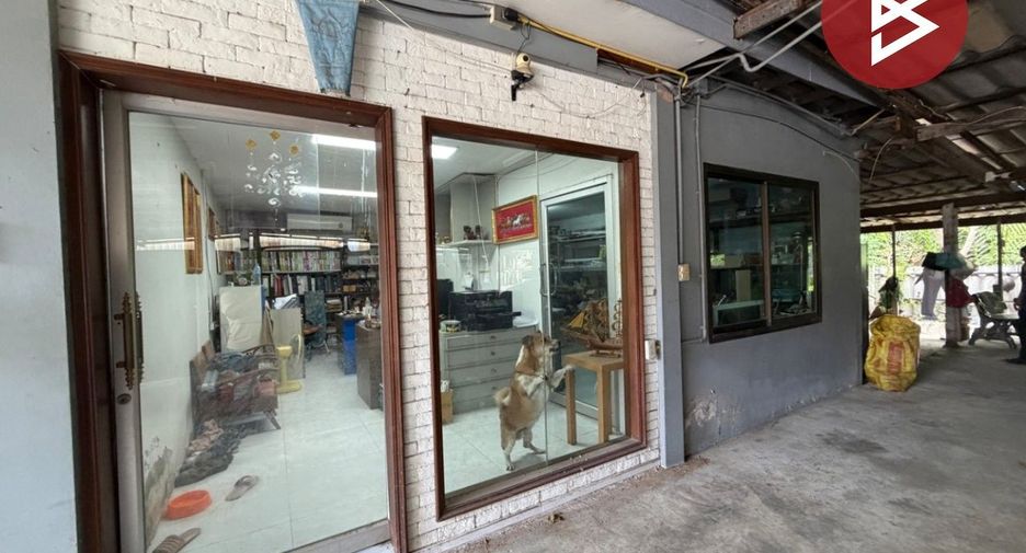 Haus zum Kauf mit 4 Zimmer in Phra Pradaeng, Samut Prakan