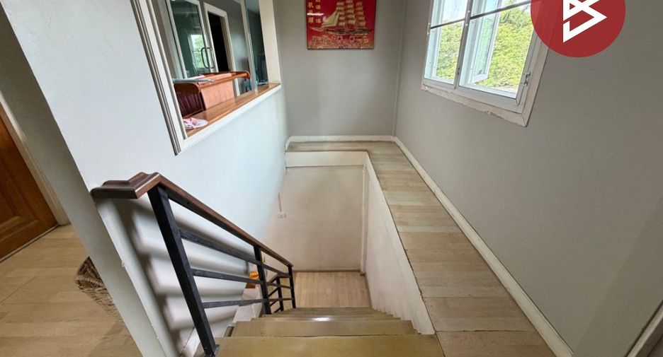 Haus zum Kauf mit 4 Zimmer in Phra Pradaeng, Samut Prakan