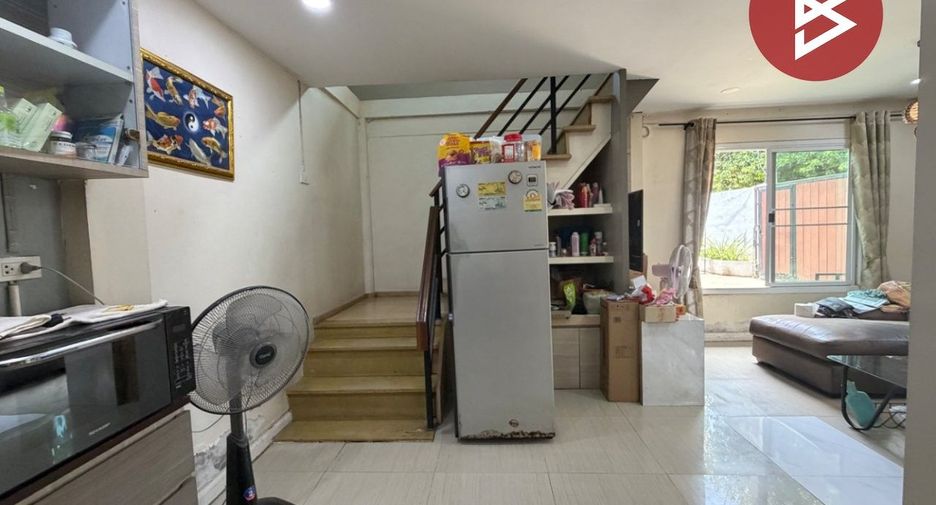 Haus zum Kauf mit 4 Zimmer in Phra Pradaeng, Samut Prakan