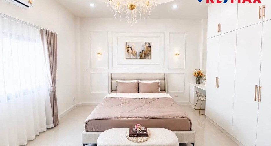 For sale 3 bedrooms house in Bang Lamung, Chonburi