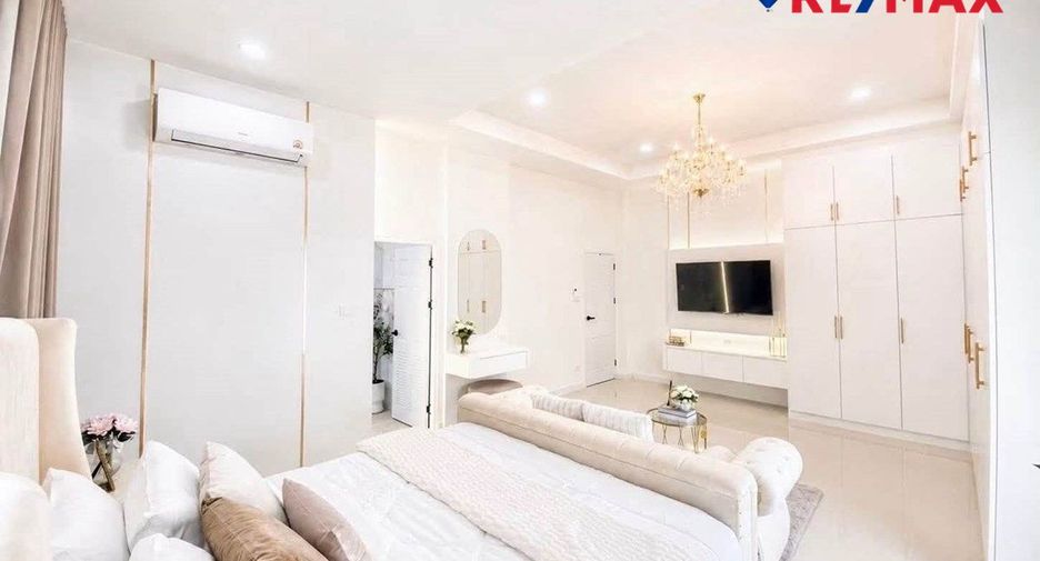 For sale 3 bedrooms house in Bang Lamung, Chonburi