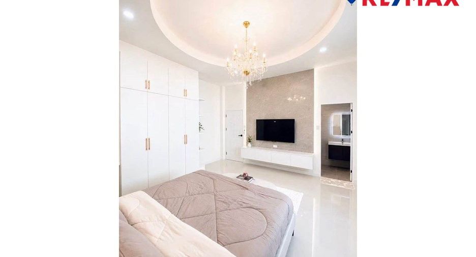 For sale 3 bedrooms house in Bang Lamung, Chonburi