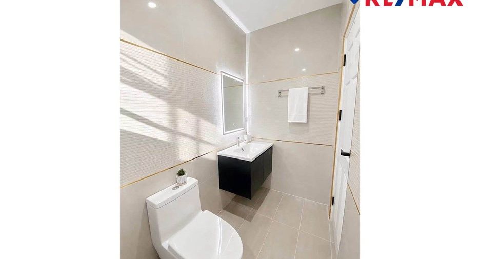 For sale 3 bedrooms house in Bang Lamung, Chonburi