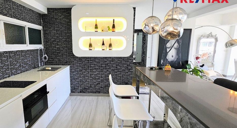 For sale 1 Beds condo in Na Jomtien, Pattaya