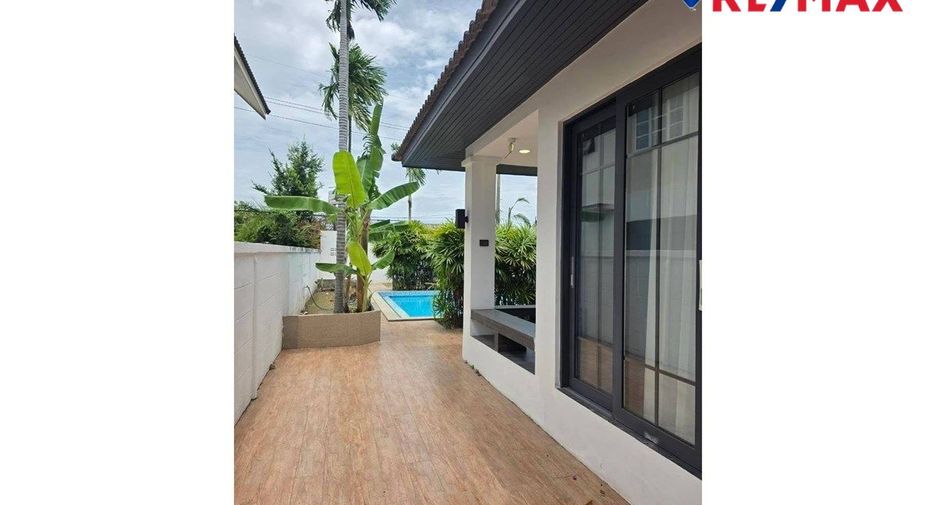 Casa en venta de 5 habitaciones en Bang Lamung, Chonburi