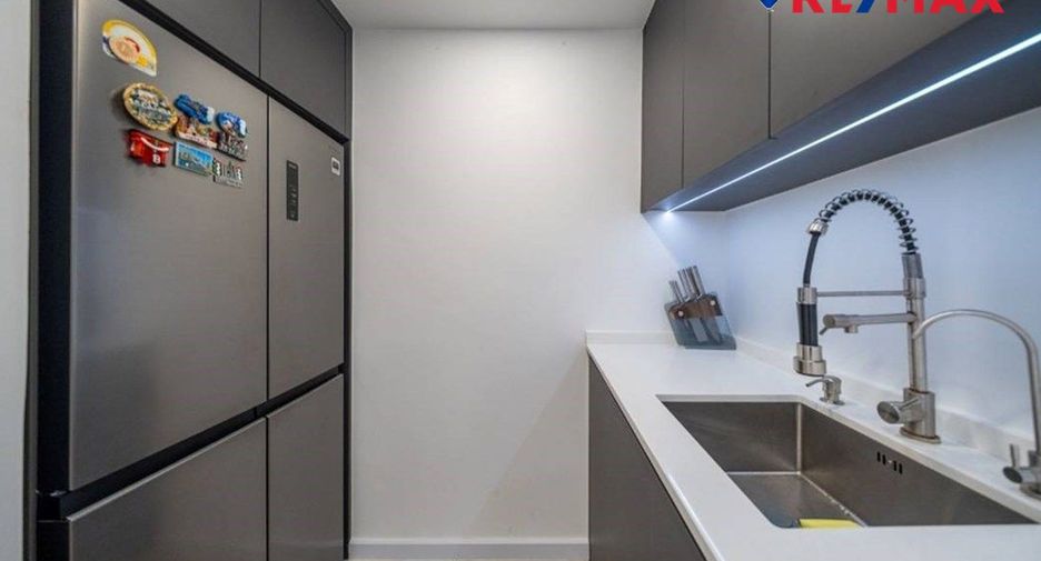 For sale 3 bedrooms condo in Bang Lamung, Chonburi