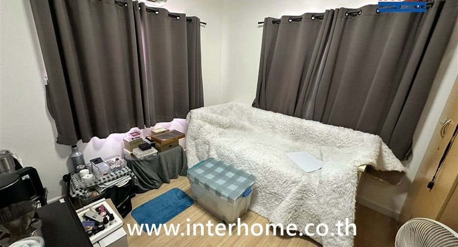 Casa en venta de 4 habitaciones en Bang Kruai, Nonthaburi