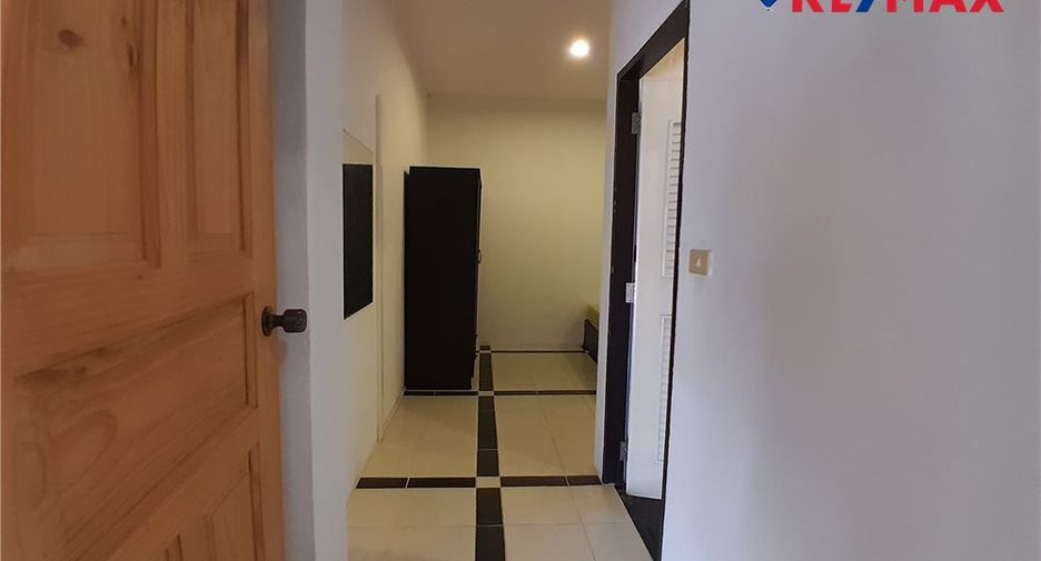 Продажа 2 спальни дом в Huay Yai, Паттайя