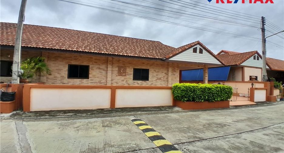 Продажа 2 спальни дом в Huay Yai, Паттайя