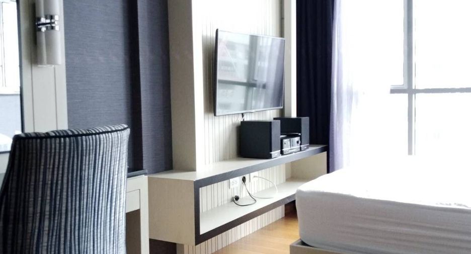 For rent 1 bed condo in Khlong Toei, Bangkok