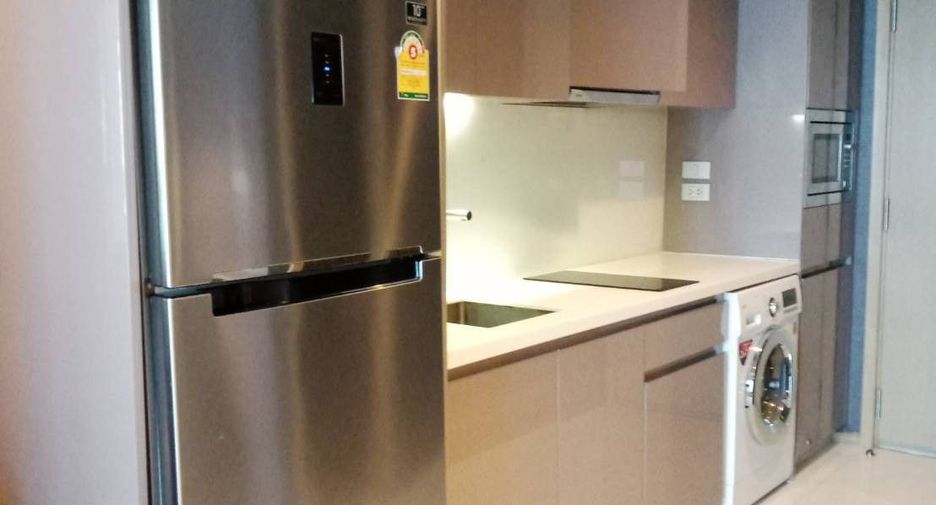 For rent 1 bed condo in Khlong Toei, Bangkok