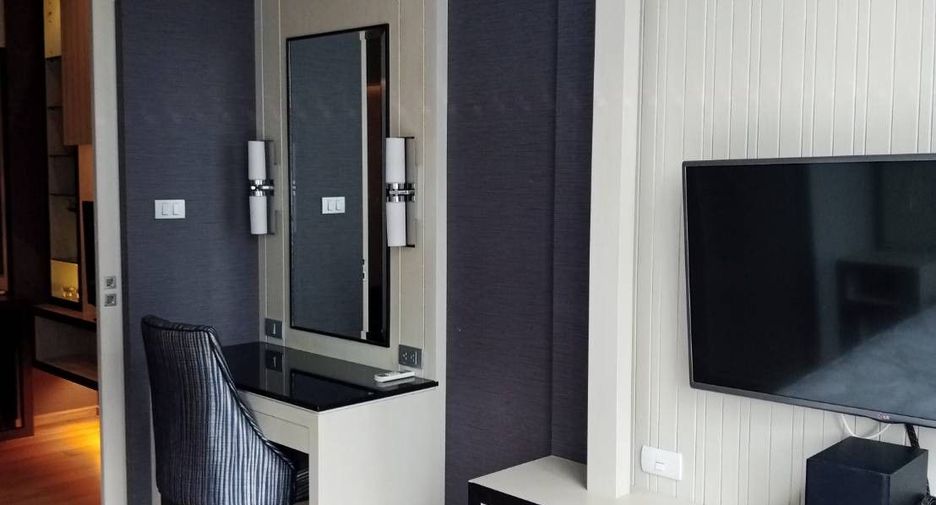 For rent 1 bed condo in Khlong Toei, Bangkok