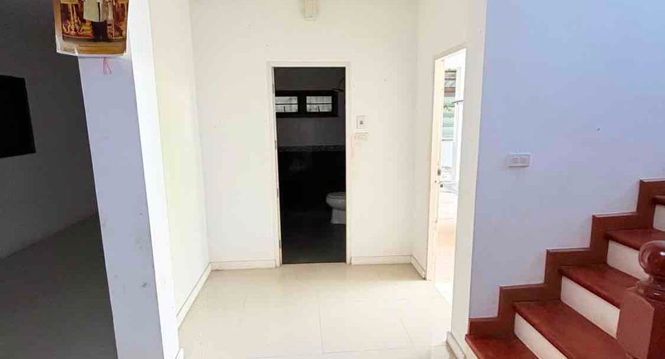 出售 3 卧室 独立屋 在 Mueang Udon Thani, Udon Thani