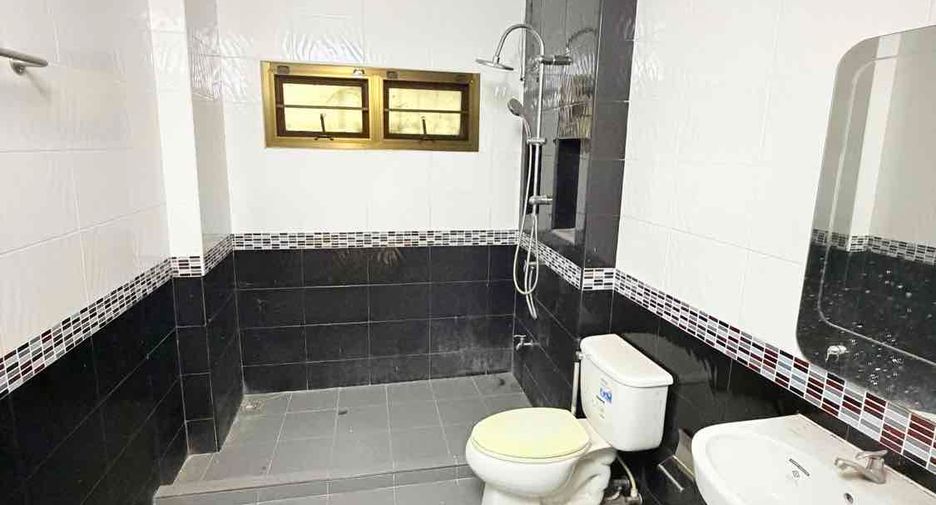 出售 3 卧室 独立屋 在 Mueang Udon Thani, Udon Thani