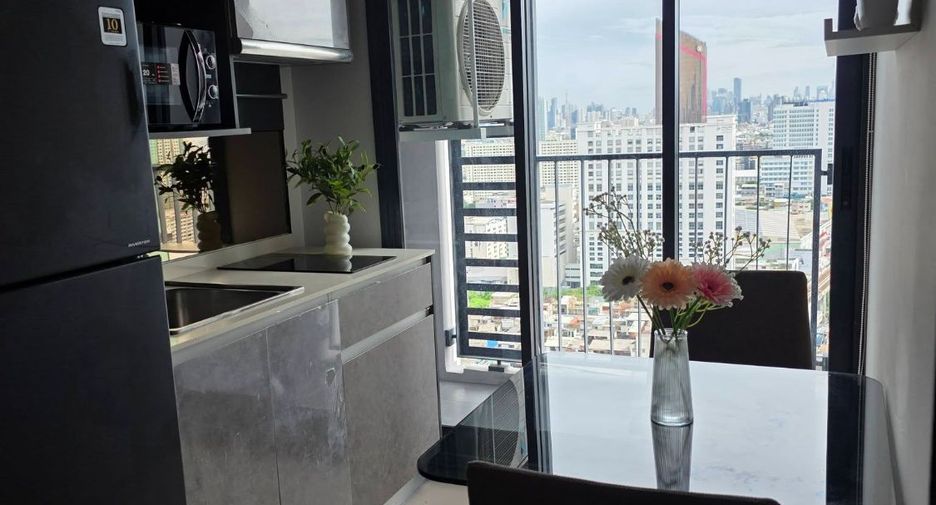À louer 1 chambre condo à Phaya Thai, Bangkok