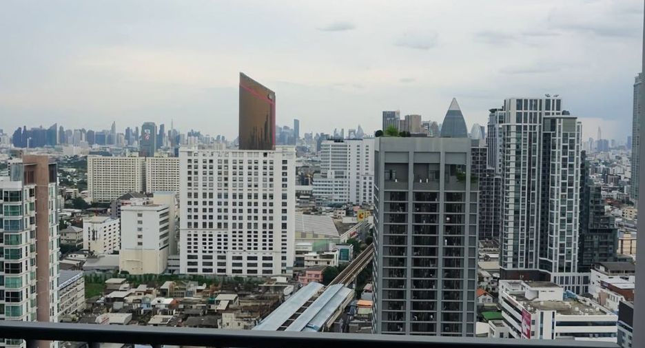 À louer 1 chambre condo à Phaya Thai, Bangkok