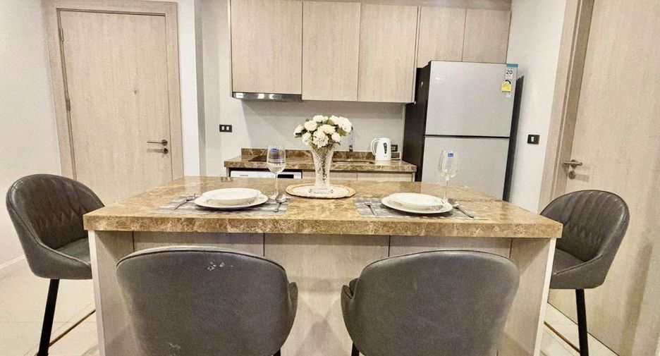 For rent 2 bedrooms condo in Bang Lamung, Chonburi