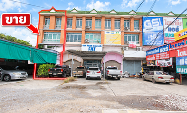 À vendre 2 chambres local commercial à Mueang Rayong, Rayong