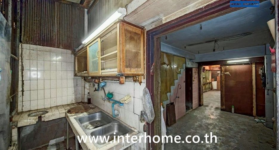 Продажа 3 спальни торговое помещение в Mueang Nakhon Pathom, Накхонпатхом