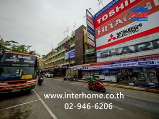 Продажа 3 спальни торговое помещение в Mueang Nakhon Pathom, Накхонпатхом