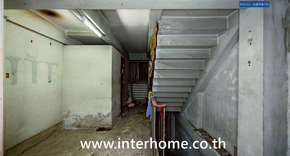 Продажа 3 спальни торговое помещение в Mueang Nakhon Pathom, Накхонпатхом