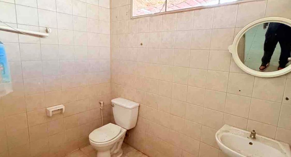 Продажа 12 спальни торговое помещение в Mueang Udon Thani, Удонтани