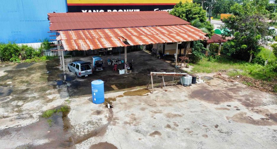 Продажа 12 спальни торговое помещение в Mueang Udon Thani, Удонтани