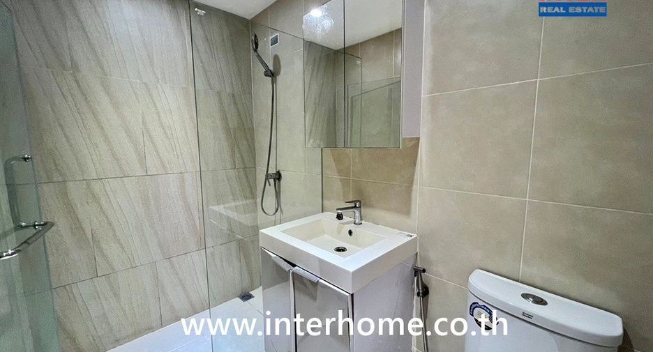 Condo en venta de 1 habitaciones en Bang Phlat, Bangkok
