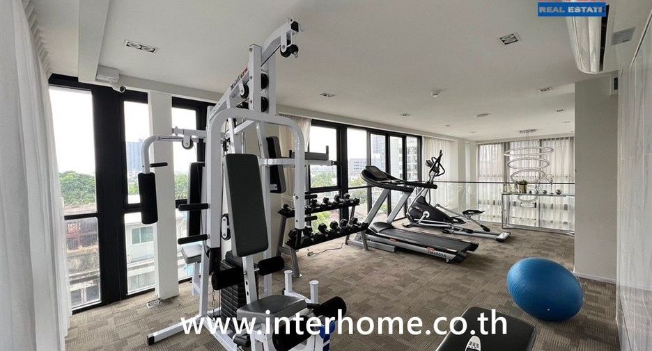 Condo en venta de 1 habitaciones en Bang Phlat, Bangkok