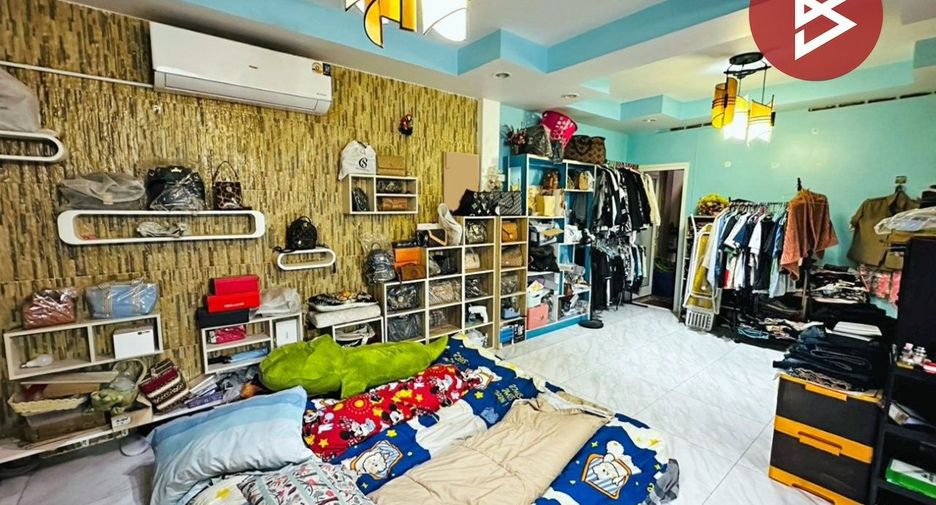 For sale 12 bedrooms retail Space in Si Racha, Chonburi
