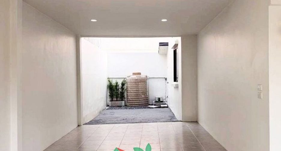 出售 4 卧室 独立屋 在 Sai Mai, 曼谷