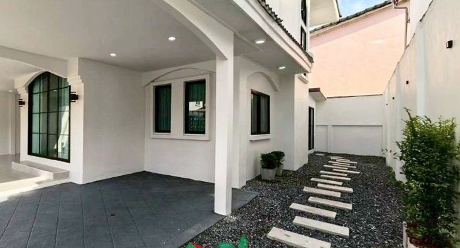 出售 4 卧室 独立屋 在 Sai Mai, 曼谷