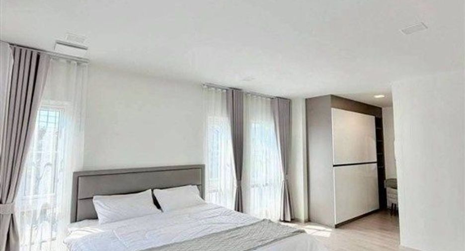 Haus zum Kauf mit 4 Zimmer in Bang Phli, Samut Prakan