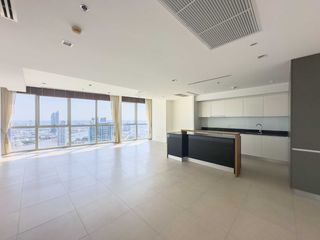Продажа 2 спальни кондо в Сатхон, Бангкок