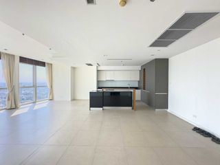Продажа 2 спальни кондо в Сатхон, Бангкок