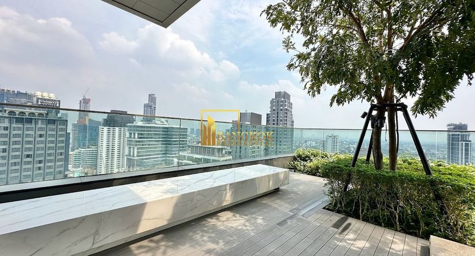 For rent 2 ベッドルーム condo in Watthana, Bangkok