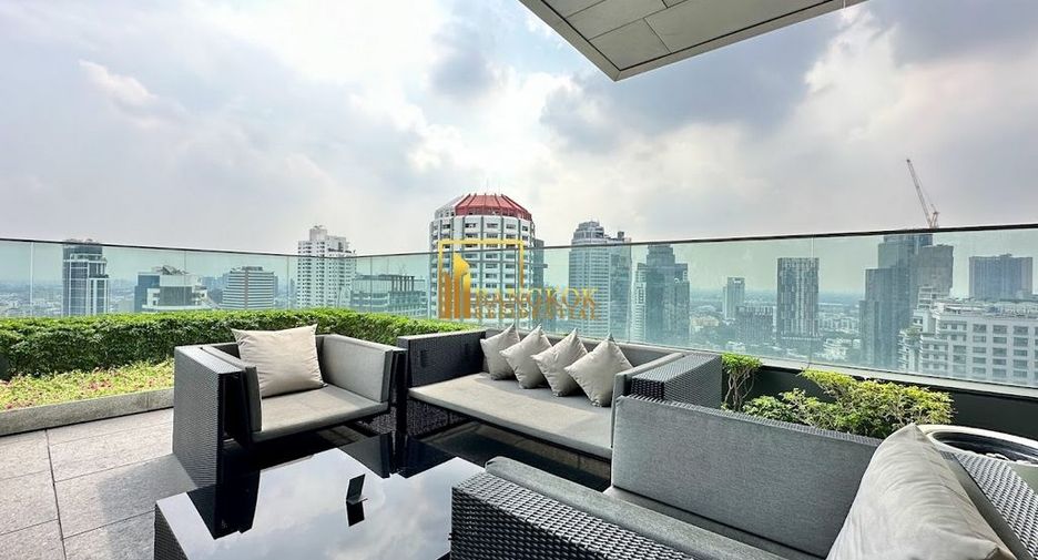 For rent 2 ベッドルーム condo in Watthana, Bangkok