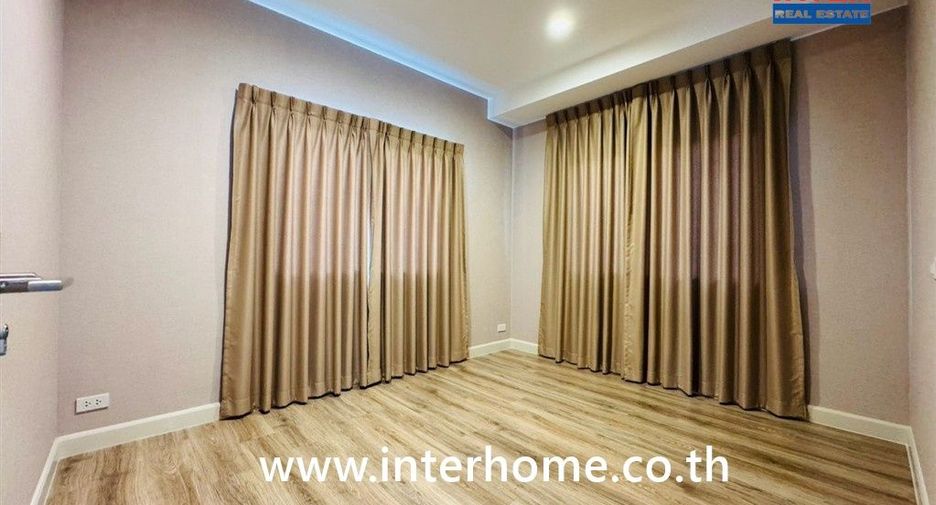 À vendre 3 chambres maison à Bang Bo, Samut Prakan