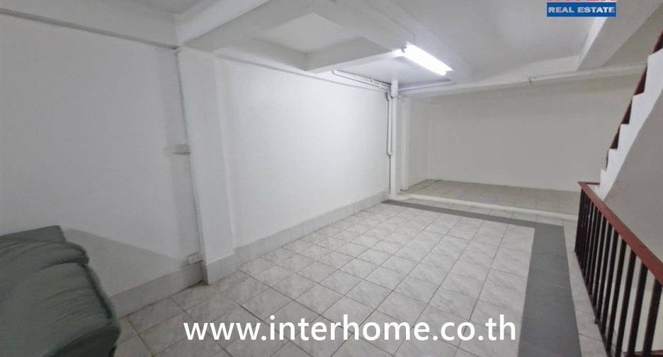 Продажа 5 спальни торговое помещение в Bang Kruai, Нонтабури