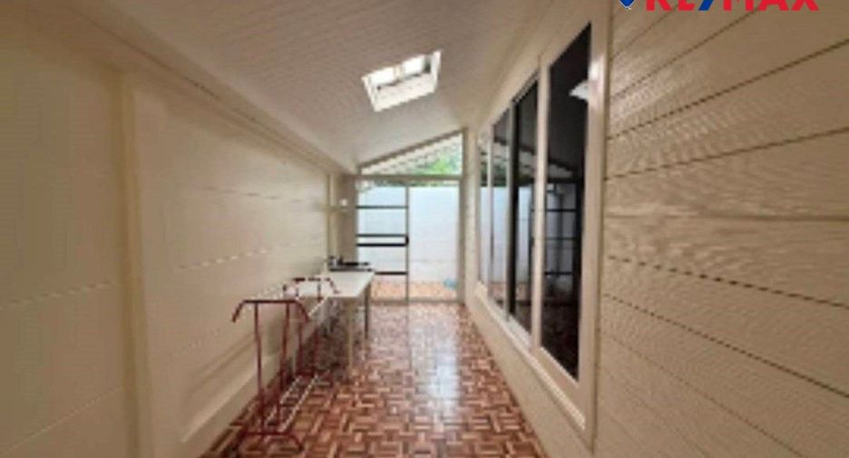 Haus zum Kauf mit 3 Zimmer in Bang Lamung, Chonburi